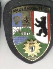 Brustanhänger Polizei Berlin Polizeiabschnitt 64