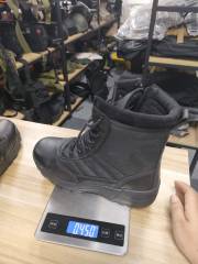 Kampfstiefel schwarz und sandfarben, Größen 39-46, für Großabnehmer / Großhandel