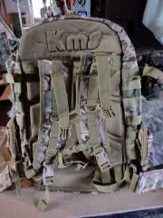 Rucksack Multicam, sehr groß, ca. 50 x 35 x 20 cm Innenraum, plus 3 extra Aussentaschen