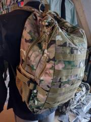 Rucksack Multicam, groß, ca. 45 x 32 x 18 cm Innenraum