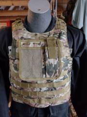 Plattenträger / Taktische Weste, große Ausführung, Multicam, mit 3 extra Taschen
