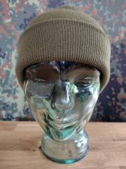 Wintermützen schwarz / dunkel oliv / hell oliv