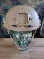 Gefechtshelm Typ FAST, khaki / coyote, Größe L, mit deutschem amtlichen Prüfbericht