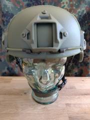 Gefechtshelm Typ MICH mit rails, olivgrün, Größe XL
