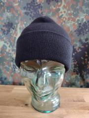 Wintermützen schwarz / dunkel oliv / hell oliv