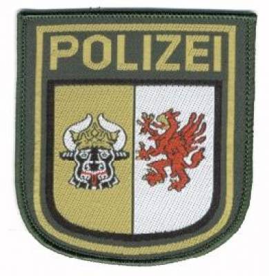 Aufnäher Polizei Mecklenburg-Vorpommern, gewebt, auf grün (alte Art)