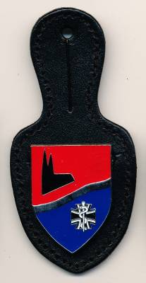Pocket Badge Medical Center COLOGNE, pinback, Zinn