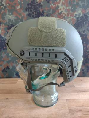 Combat Helmet type FAST, olive green, size XL