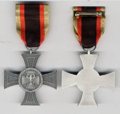 Ehrenkreuz der Bundeswehr, silber