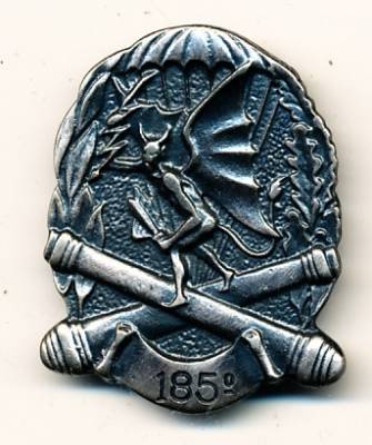 Fallschirmabzeichen Italien, 185. Luftlandeartillerie (?), Metall, 46 mm hoch