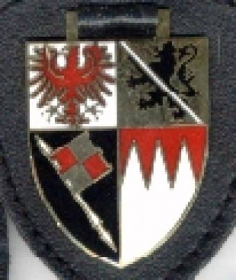 Brustanhänger Verteidigungsbezirkskommando 67 BAYREUTH, Feueremaille, Hummel
